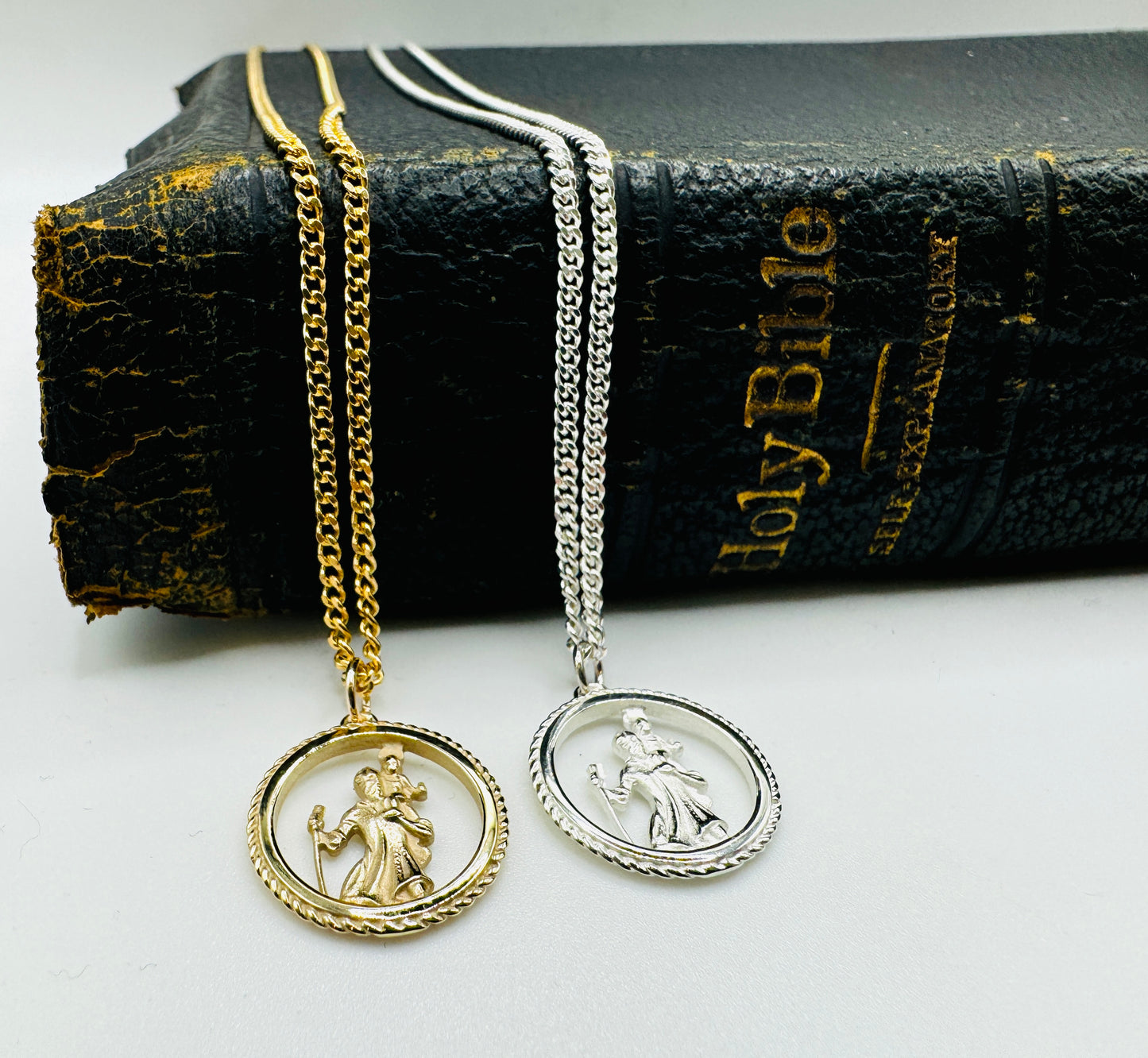 Heritage St. Christopher: 9ct Gold Pendant