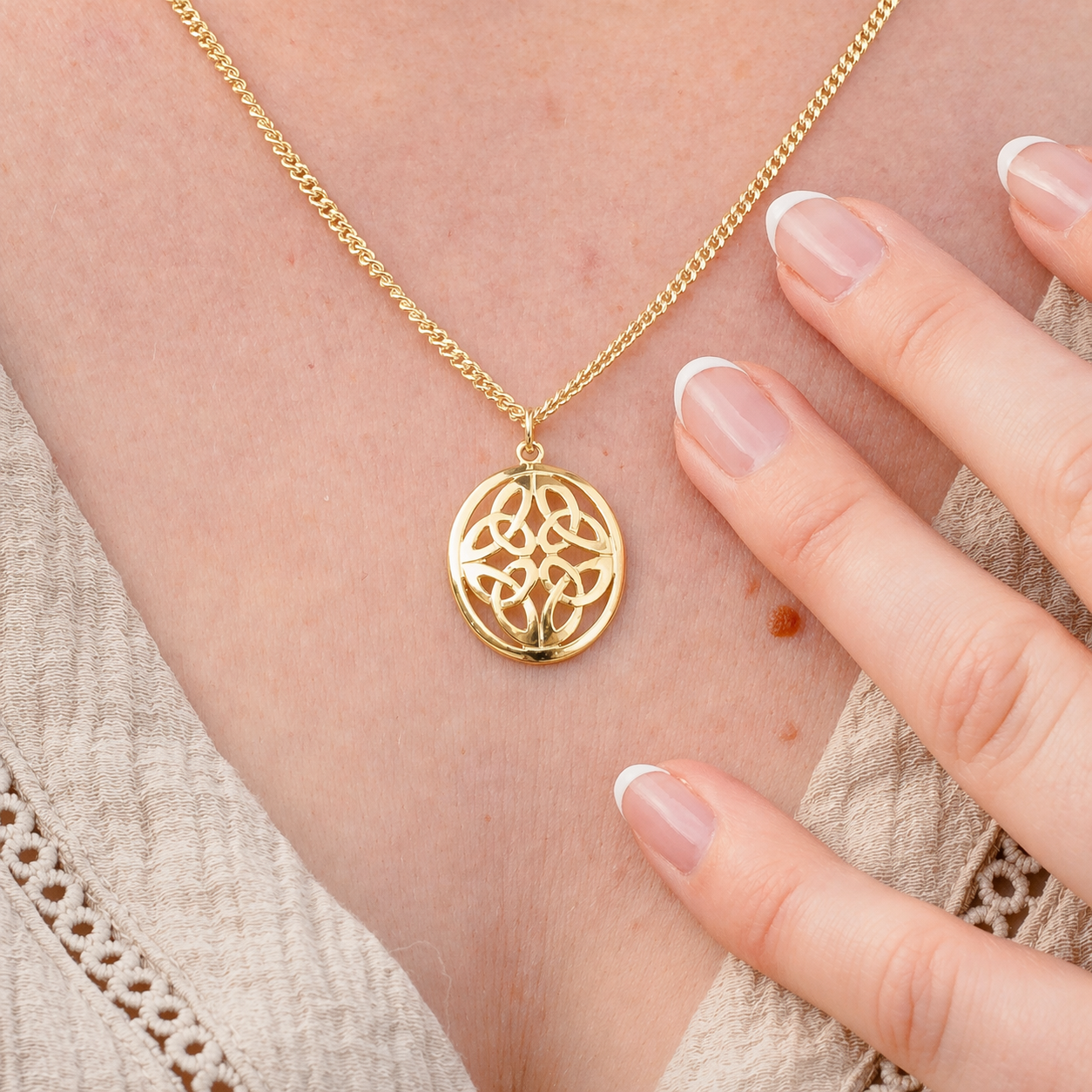 Harmony of Four: 9ct Gold Pendant
