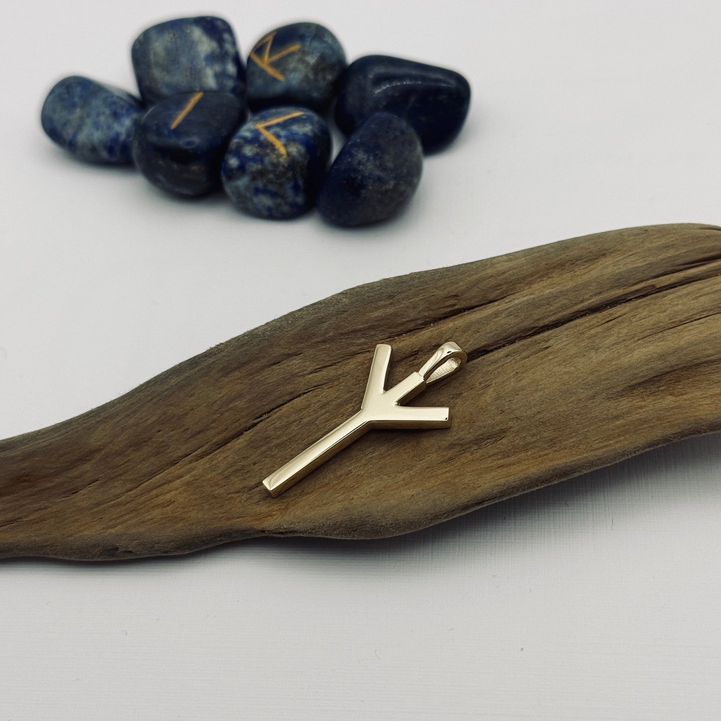 Guardian of the Path Pendant: Algiz Rune Talisman in 9ct Gold
