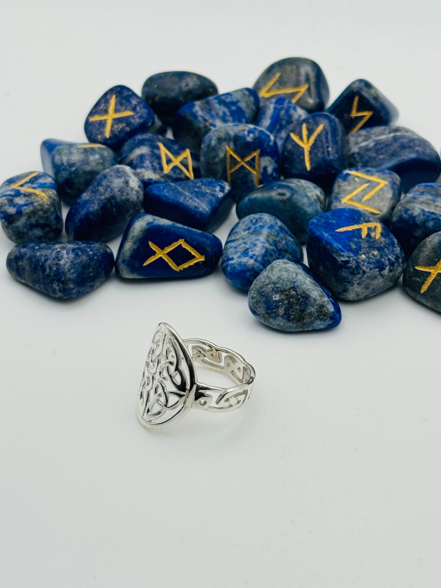 The Harmony of the Serpent: Celtic Sterling Silver Ring - Vertical